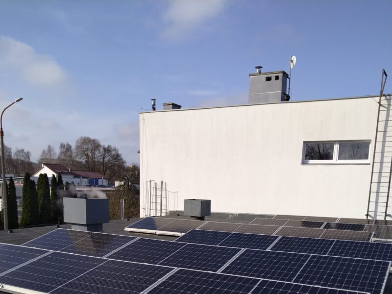 systemyfotowoltaiczne.com Szczecin, na dachu firmy