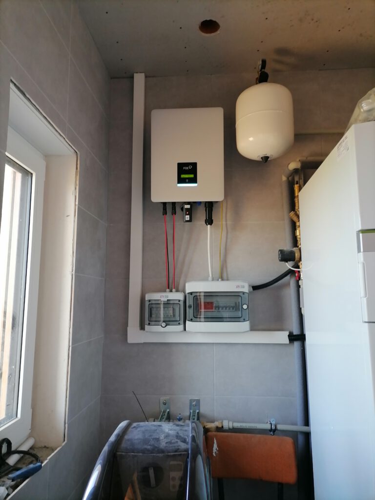 rozdzielnica do systemu fotowoltaicznego i pompy ciepła