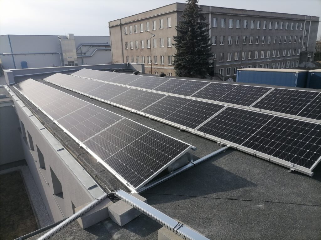 systemy fotowoltaiczne Mackowski - 40 KW na balaście w Babimost