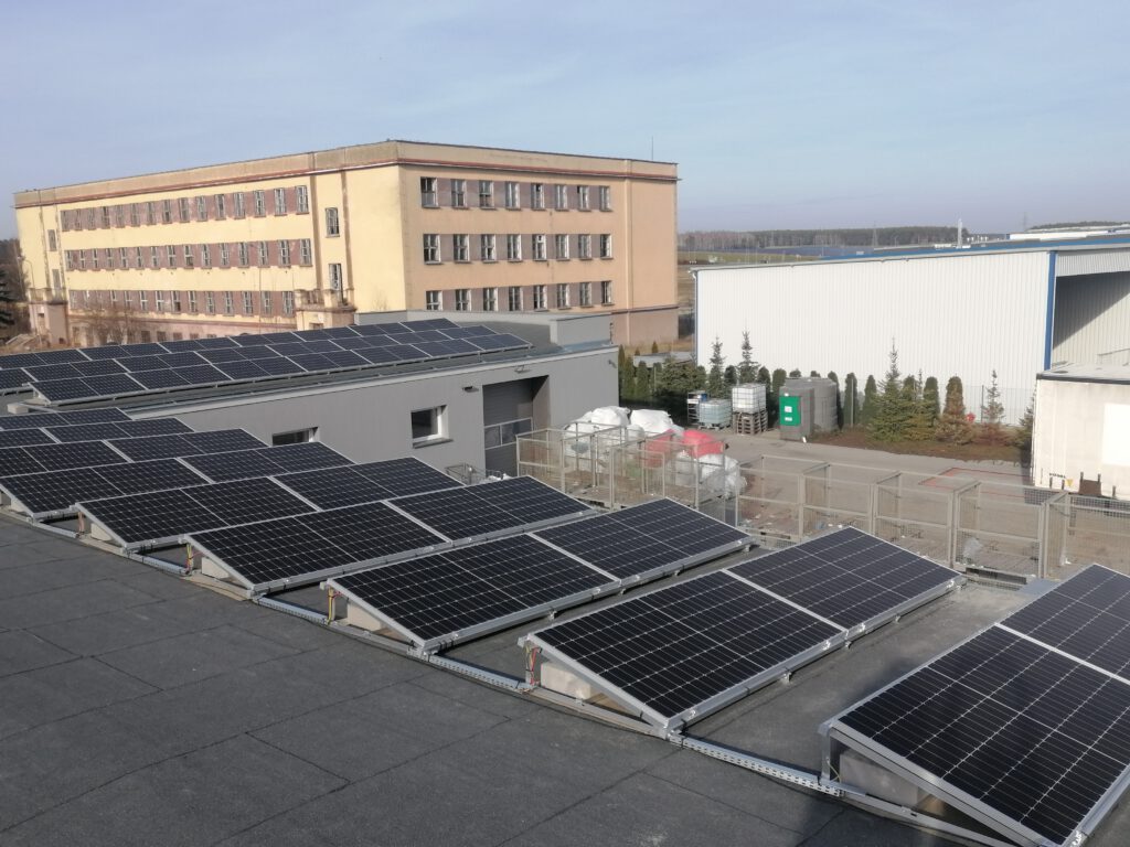 systemy fotowoltaiczne Mackowski - 40 KW na balaście w Babimost