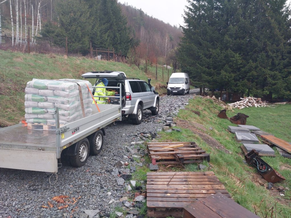 Systemy fotowoltaiczne Maćkowski _ 40 KW na gruncie w Stroniu Śląskim
